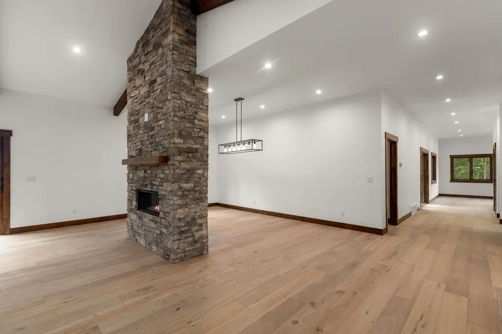 1242 Falling Leaf Court Whitefish MT 59937