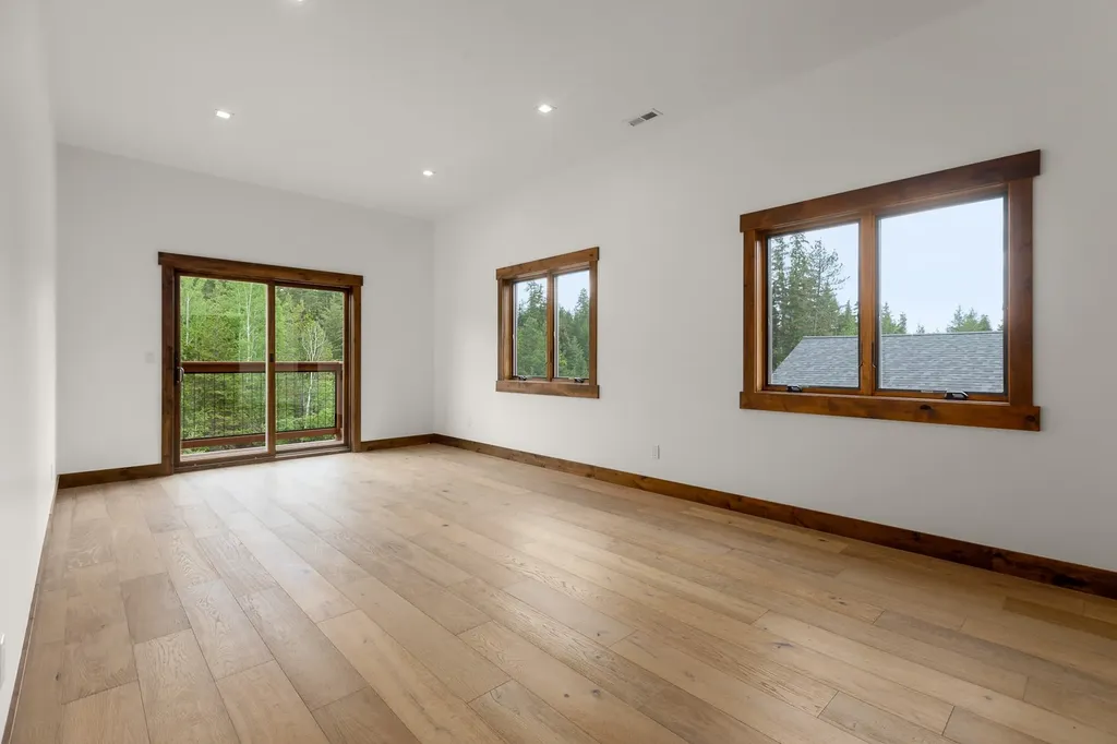 1242 Falling Leaf Court Whitefish MT 59937