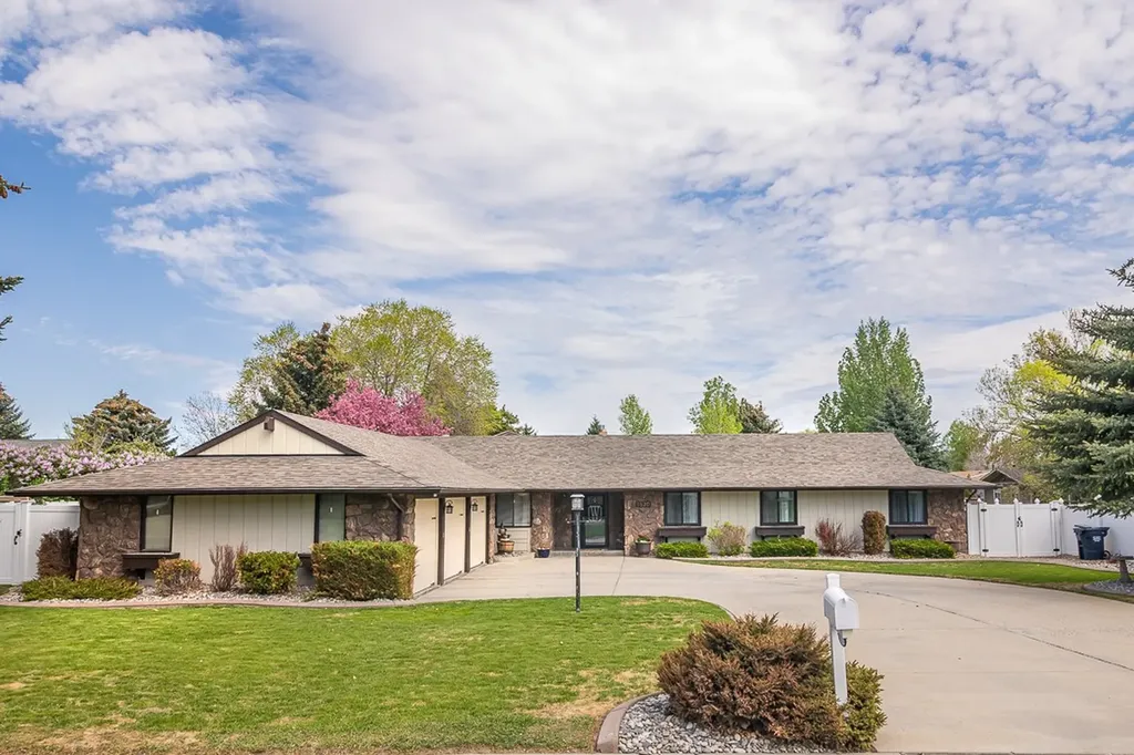 1530 Bighorn Road Helena MT 59602