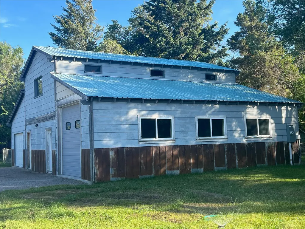 7302 Us Highway 2 E Columbia Falls MT 59912
