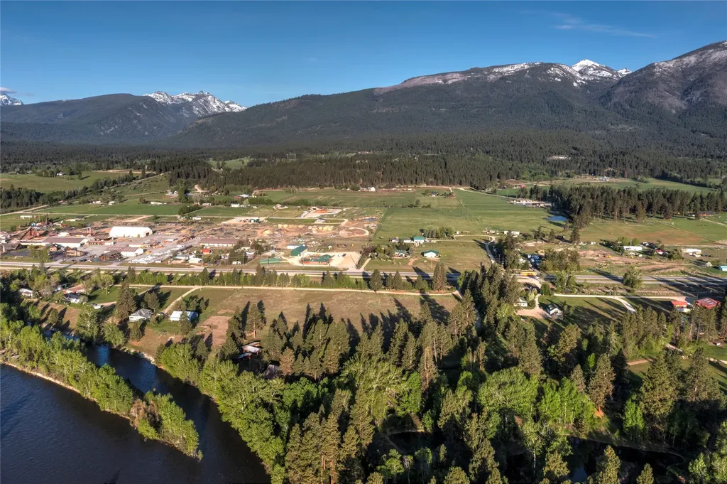 Nhn Trout Lane Hamilton MT 59840