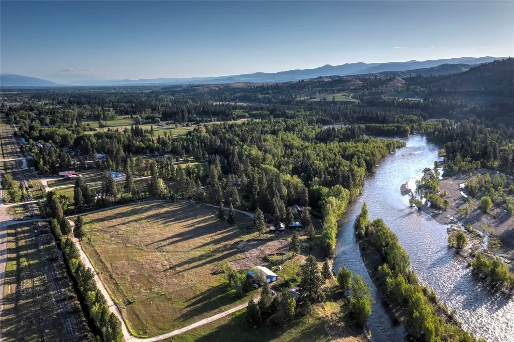 Nhn Trout Lane Hamilton MT 59840