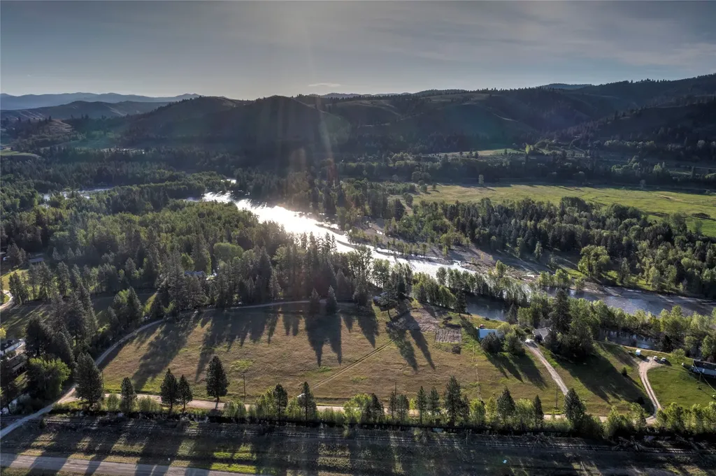 Nhn Trout Lane Hamilton MT 59840