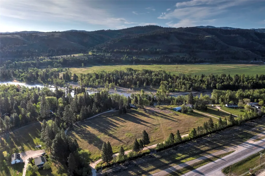 Nhn Trout Lane Hamilton MT 59840