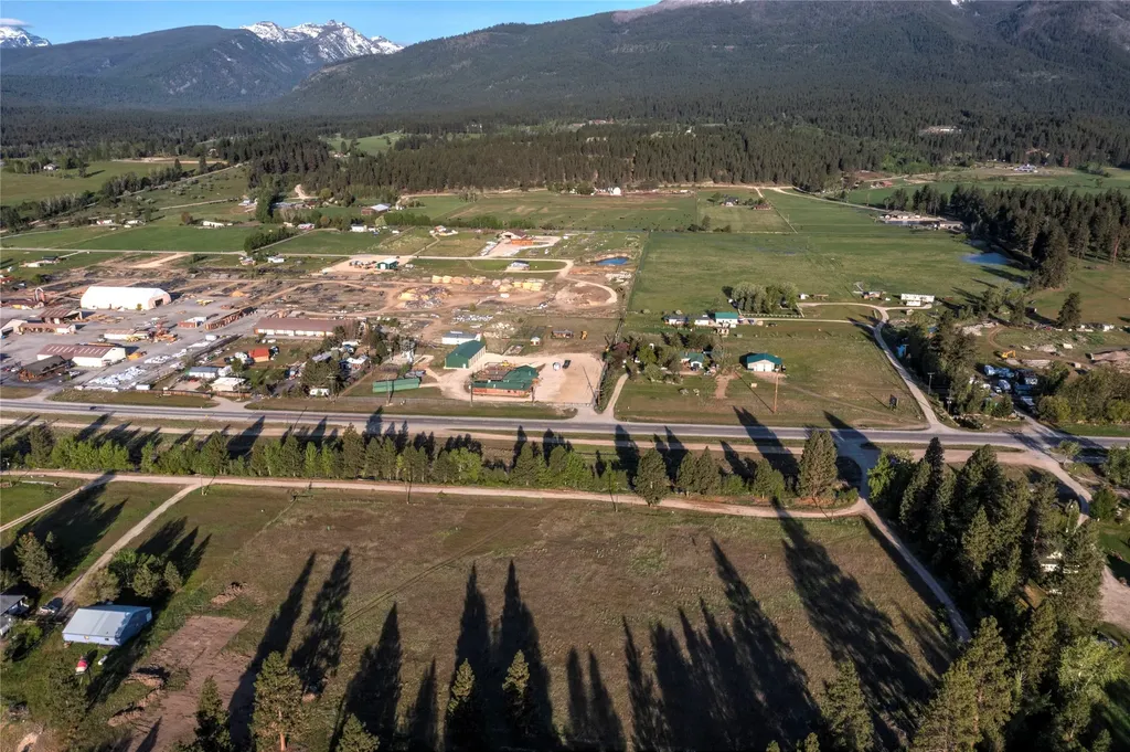 Nhn Trout Lane Hamilton MT 59840