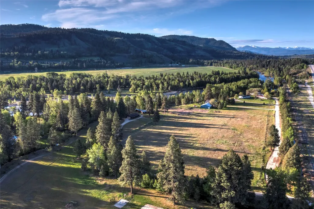 Nhn Trout Lane Hamilton MT 59840
