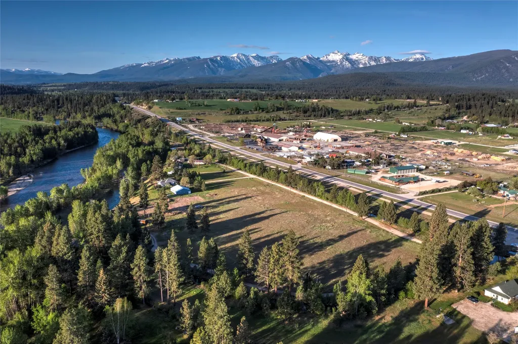 Nhn Trout Lane Hamilton MT 59840