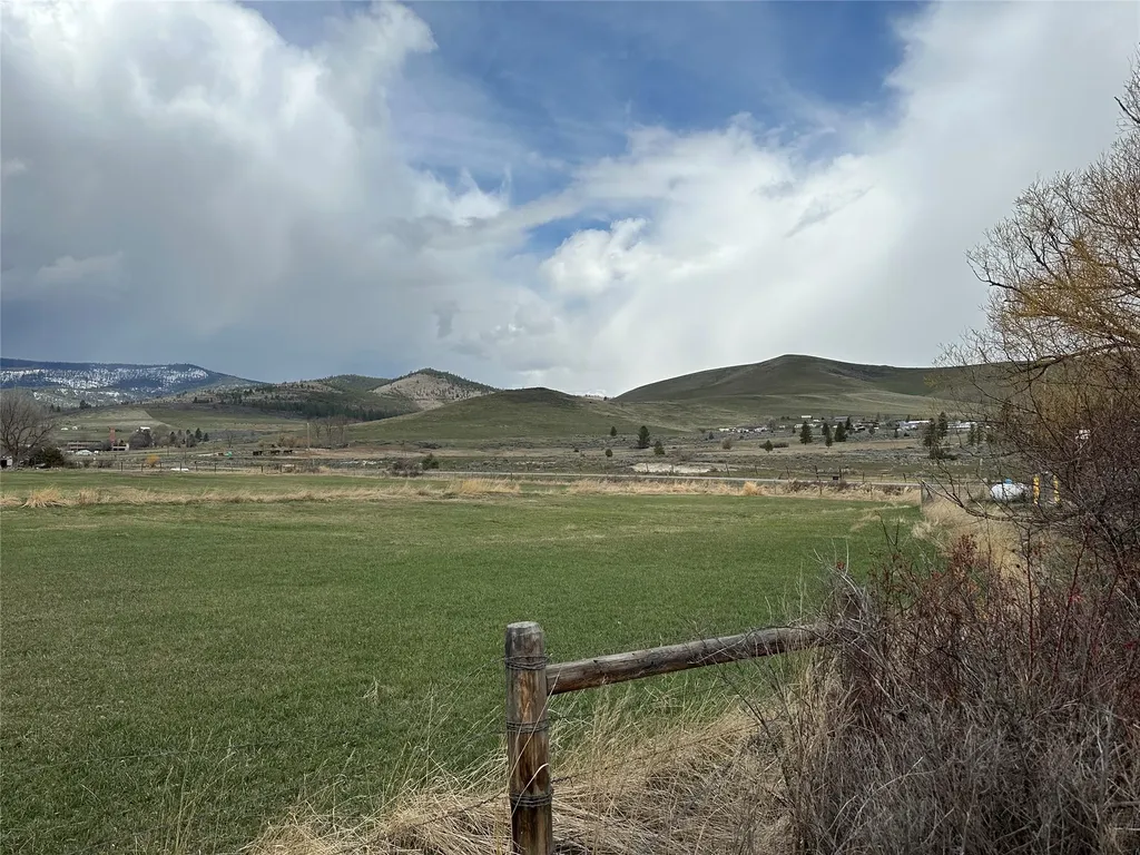 Nhn North Road Hot Springs MT 59845