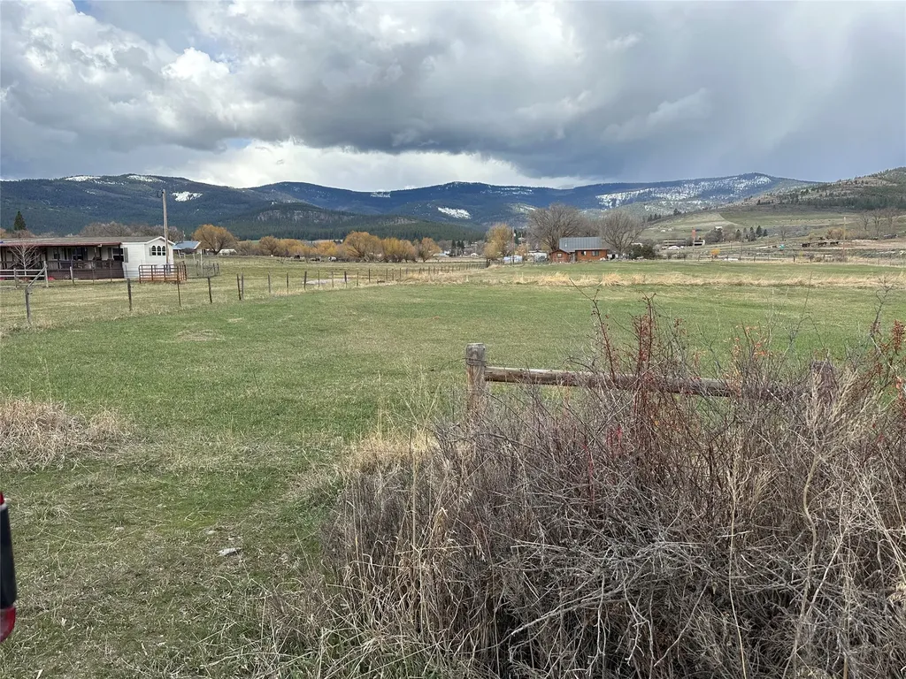 Nhn North Road Hot Springs MT 59845