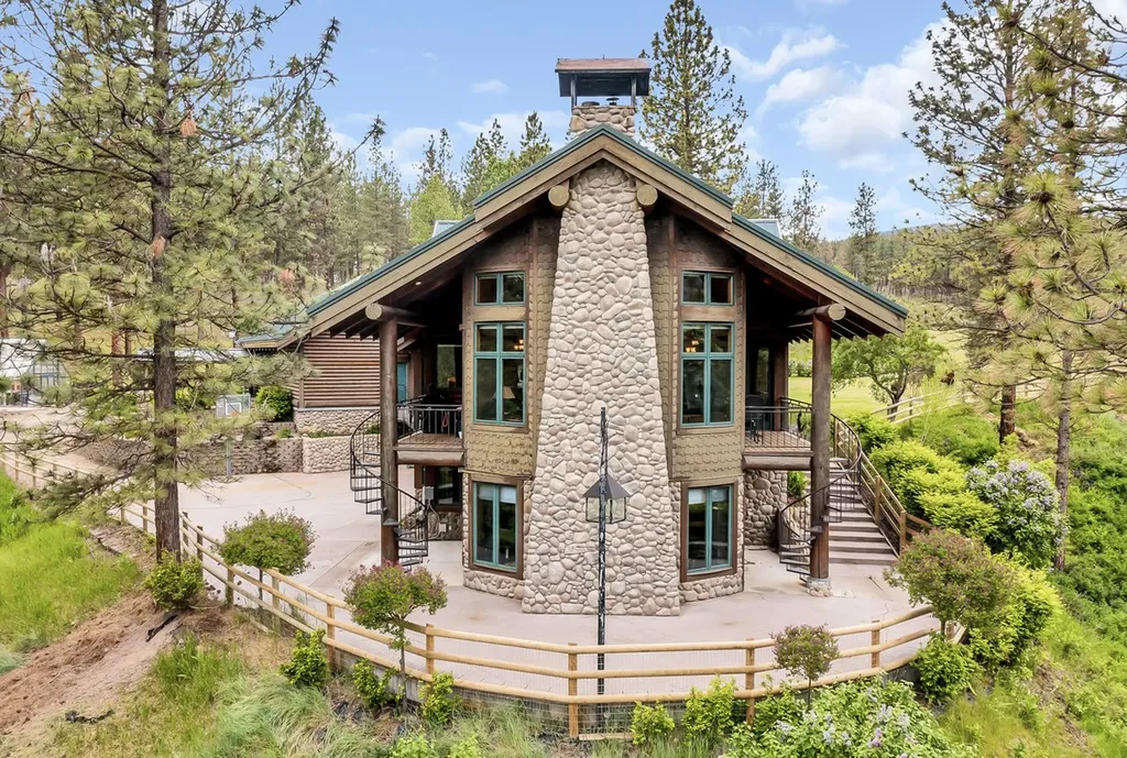 180 Pilgeram Road Plains MT 59859