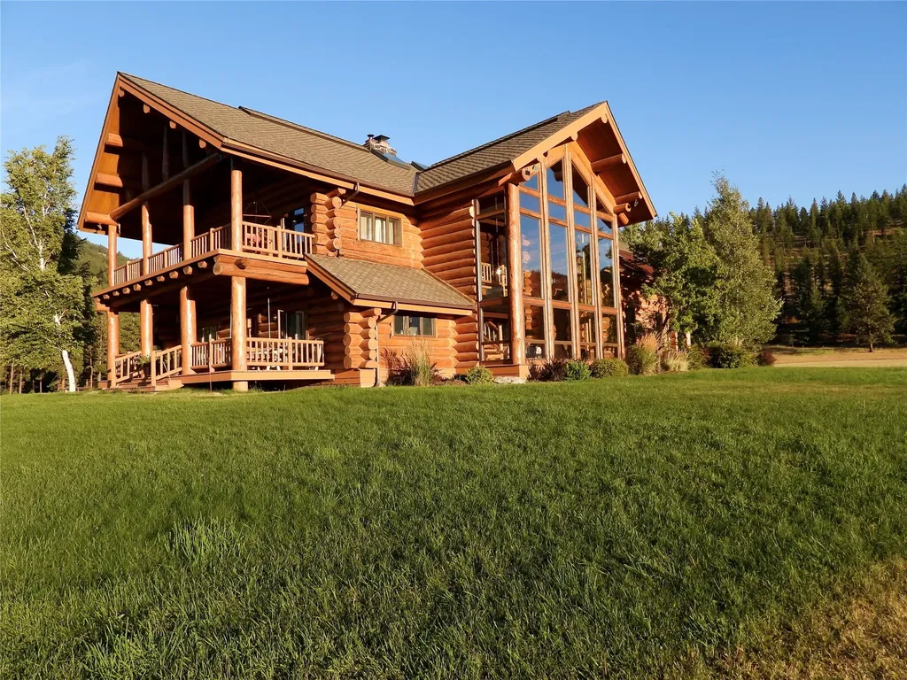 1484 Sawmill Gulch Road Alberton MT 59820