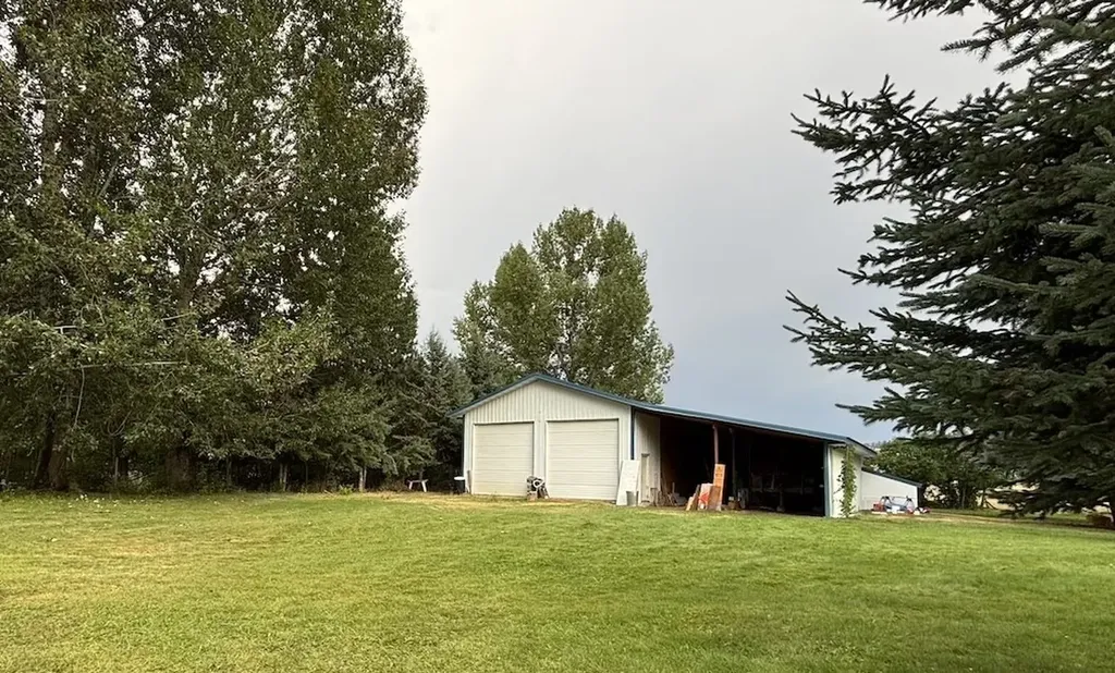 4547 Us Highway 93 S Darby MT 59829