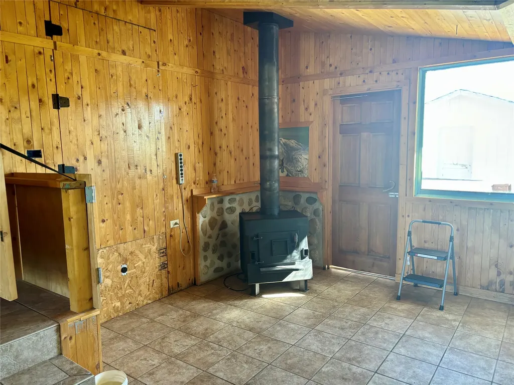 4547 Us Highway 93 S Darby MT 59829