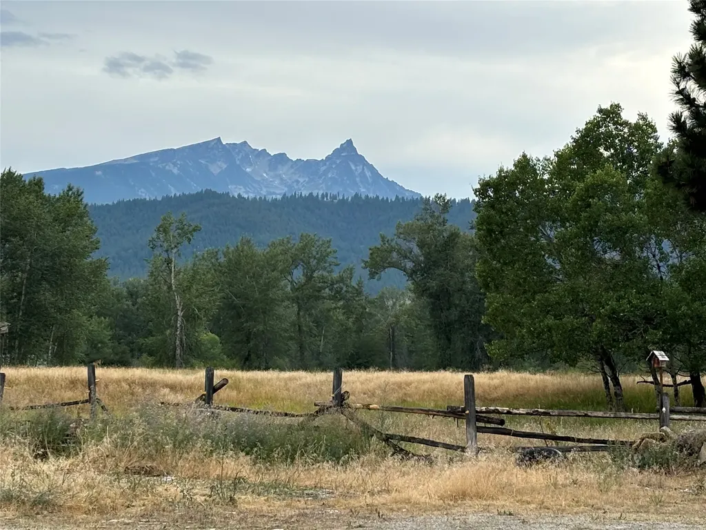 4547 Us Highway 93 S Darby MT 59829