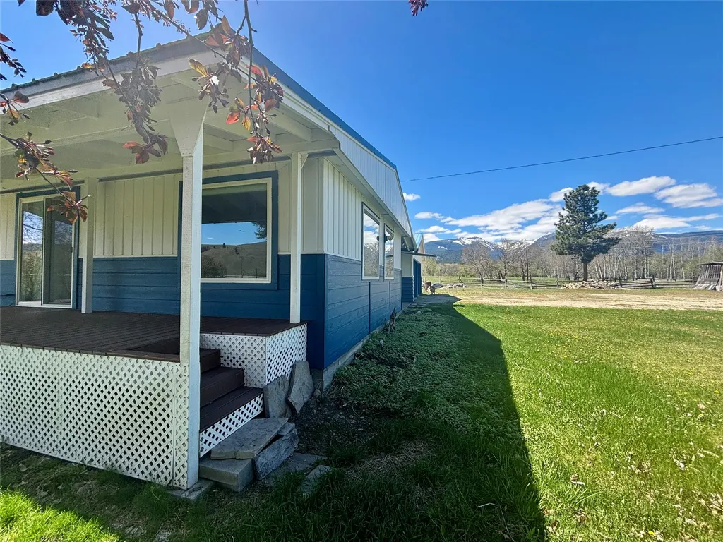 4547 Us Highway 93 S Darby MT 59829