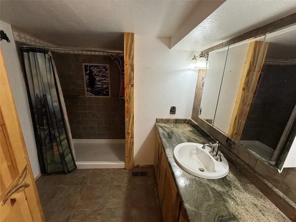 4547 Us Highway 93 S Darby MT 59829