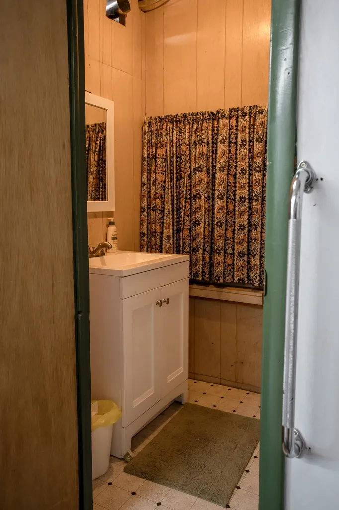 17 Front Street N Cascade MT 59421