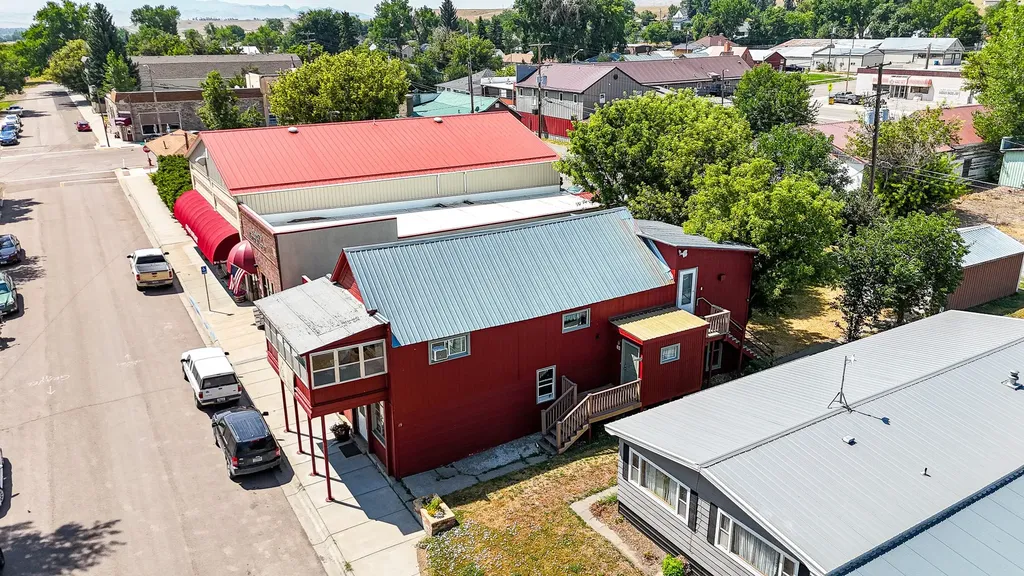 17 Front Street N Cascade MT 59421
