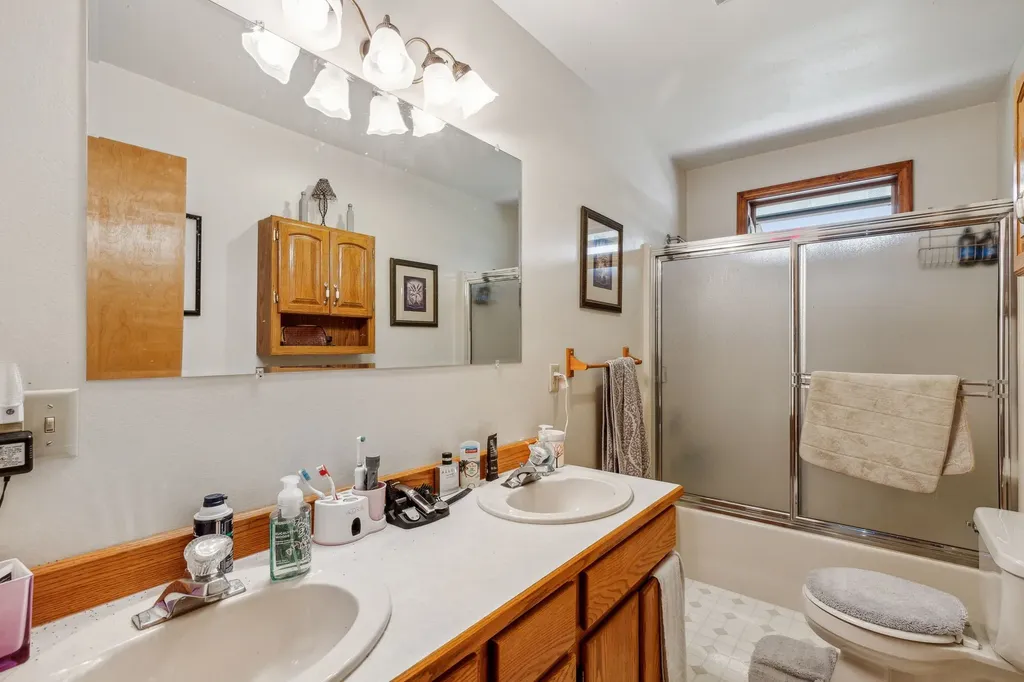 11055 Silver Street Clinton MT 59825