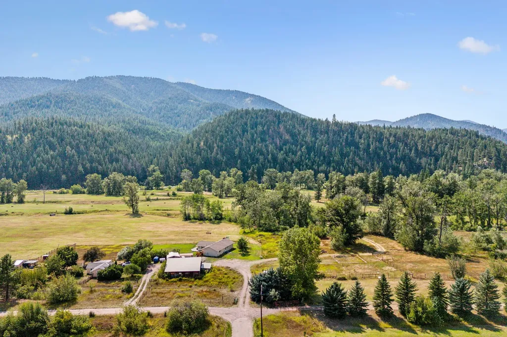 11055 Silver Street Clinton MT 59825