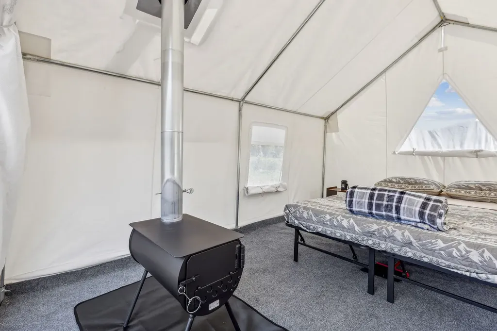 11055 Silver Street Clinton MT 59825