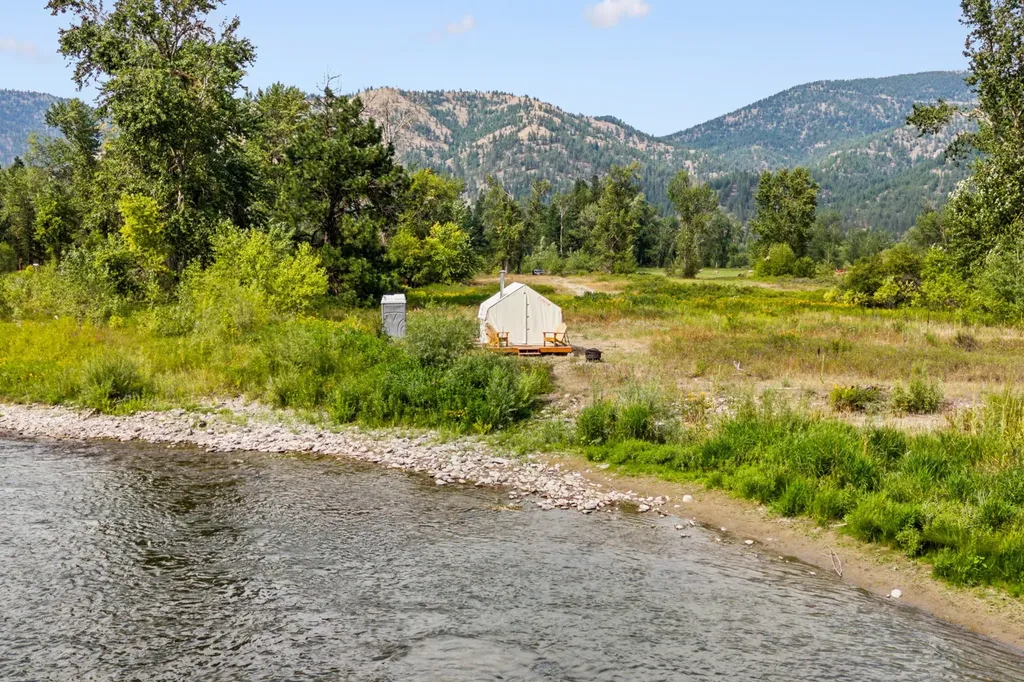 11055 Silver Street Clinton MT 59825