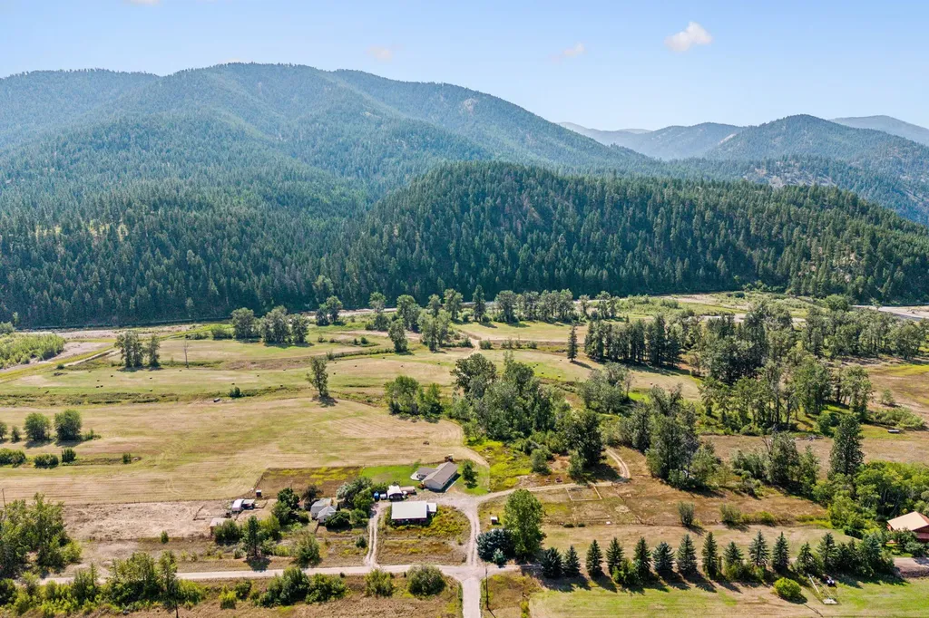 11055 Silver Street Clinton MT 59825