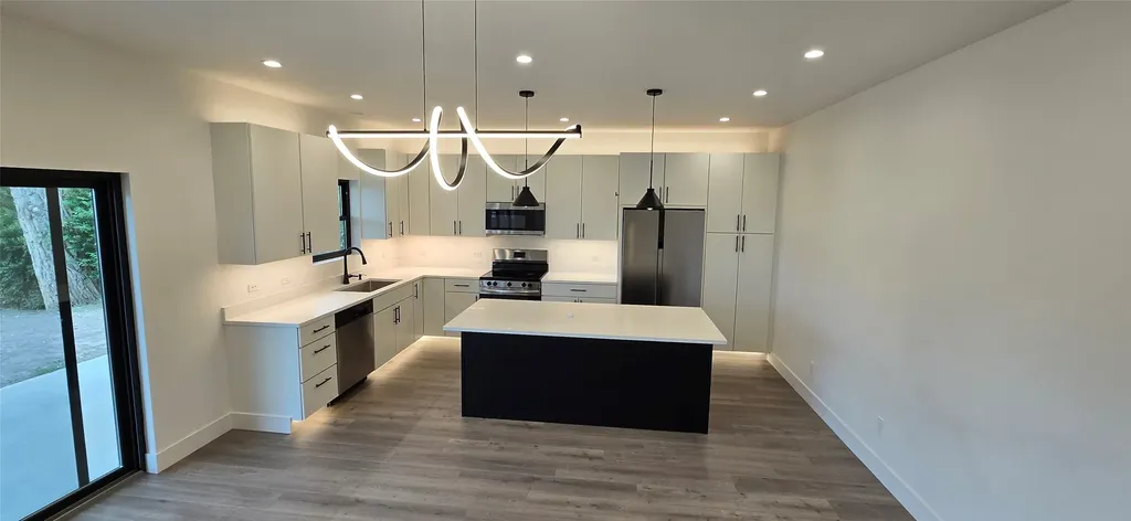 520 Dupuyer Avenue Valier MT 59486