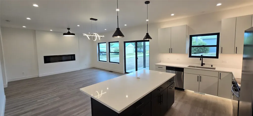 520 Dupuyer Avenue Valier MT 59486