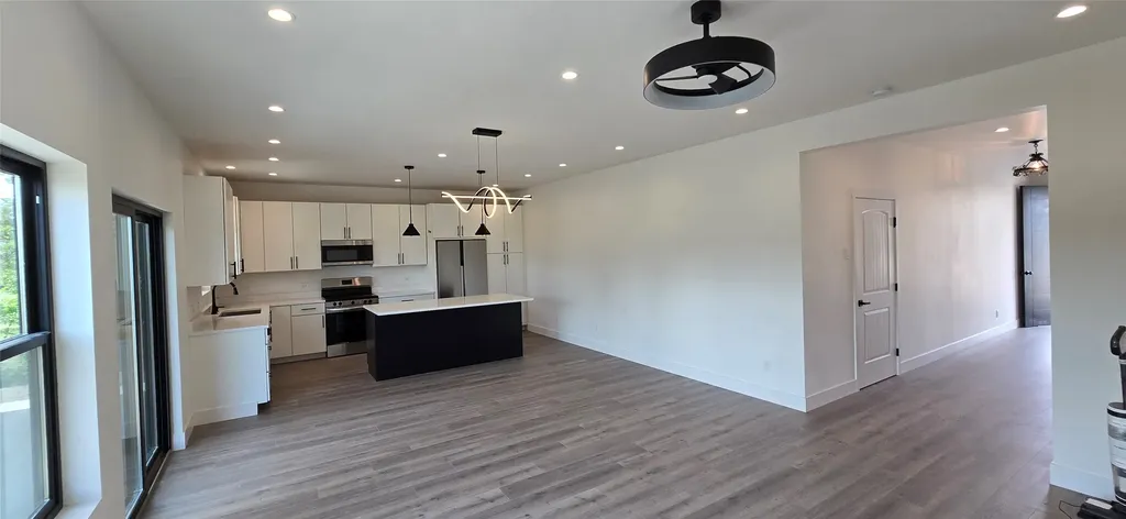 520 Dupuyer Avenue Valier MT 59486