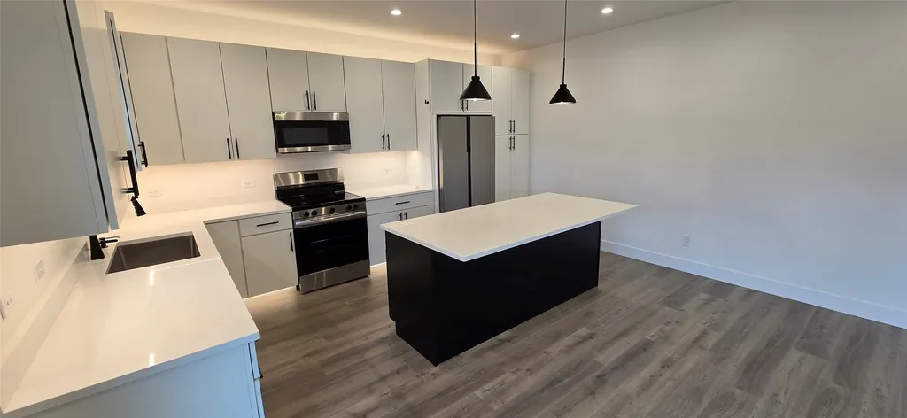 520 Dupuyer Avenue Valier MT 59486