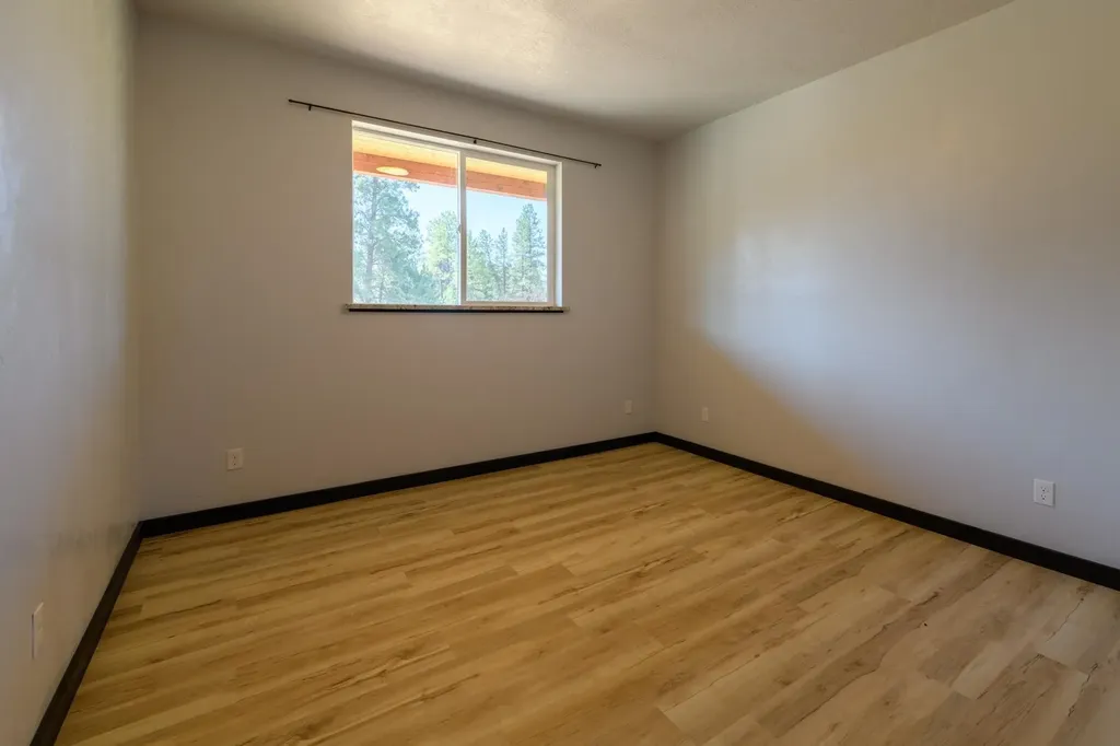 72 Joe Road Eureka MT 59917