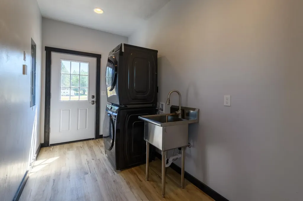 72 Joe Road Eureka MT 59917