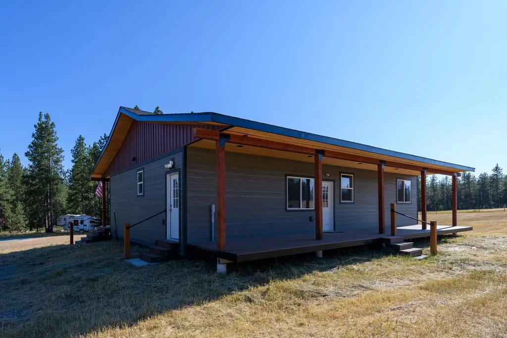 72 Joe Road Eureka MT 59917