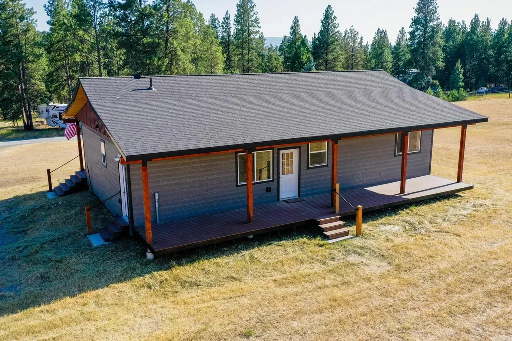 72 Joe Road Eureka MT 59917