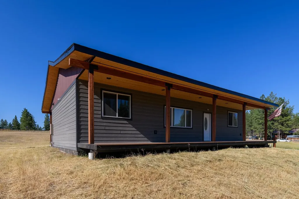 72 Joe Road Eureka MT 59917