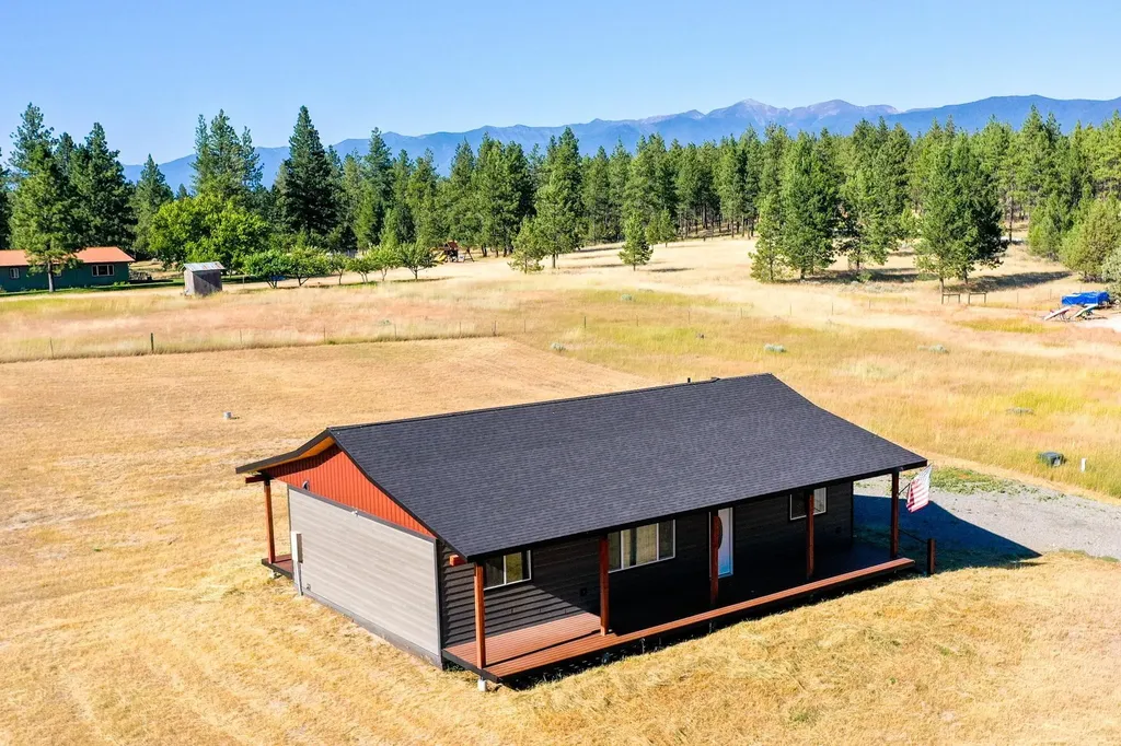 72 Joe Road Eureka MT 59917
