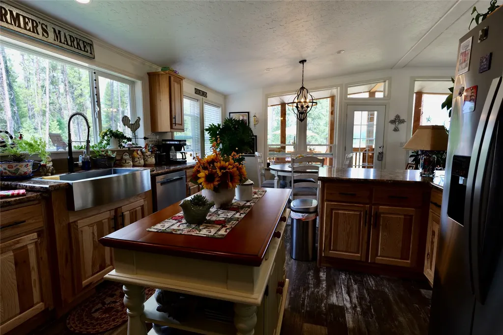 293 Jette Road Condon MT 59826
