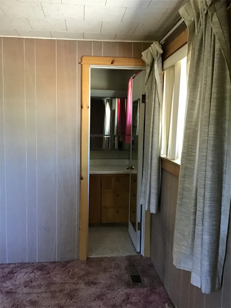 102 Kerlee Avenue Darby MT 59829