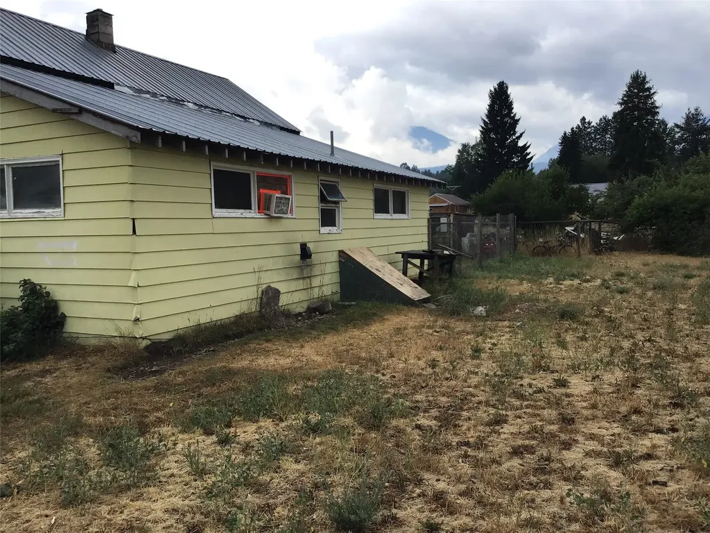 102 Kerlee Avenue Darby MT 59829