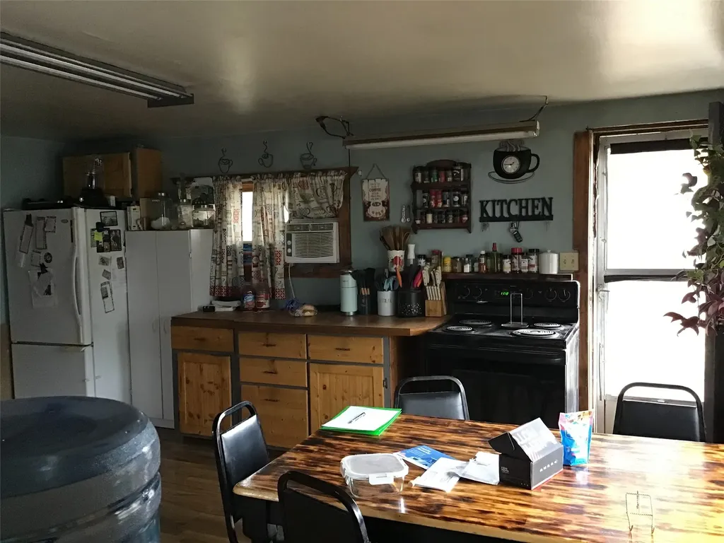 102 Kerlee Avenue Darby MT 59829
