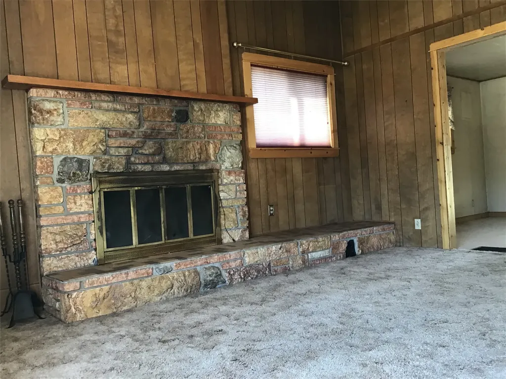 102 Kerlee Avenue Darby MT 59829