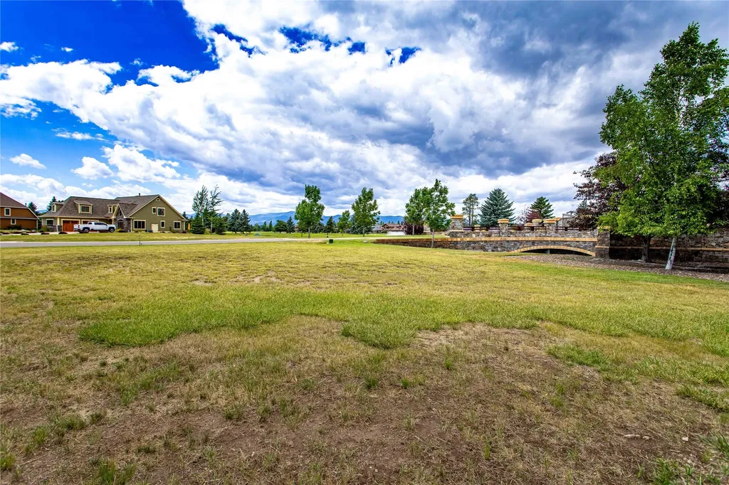 1001 Lake Pointe Drive Bigfork MT 59911