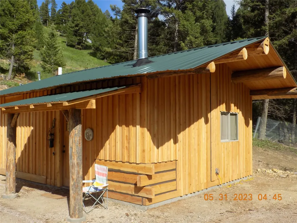 6 Cramer Springs Trail Clinton MT 59825