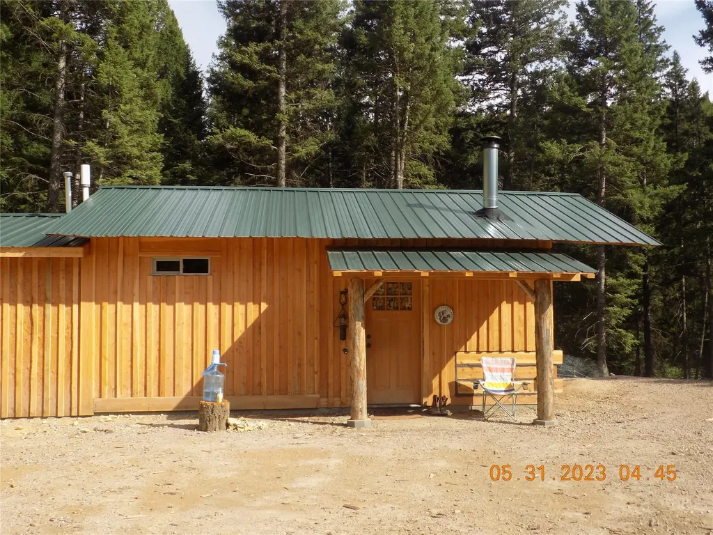6 Cramer Springs Trail Clinton MT 59825