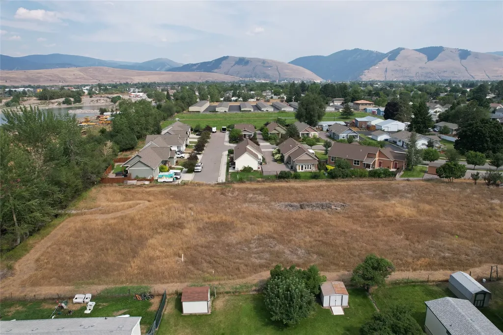2348 River Road Missoula MT 59801