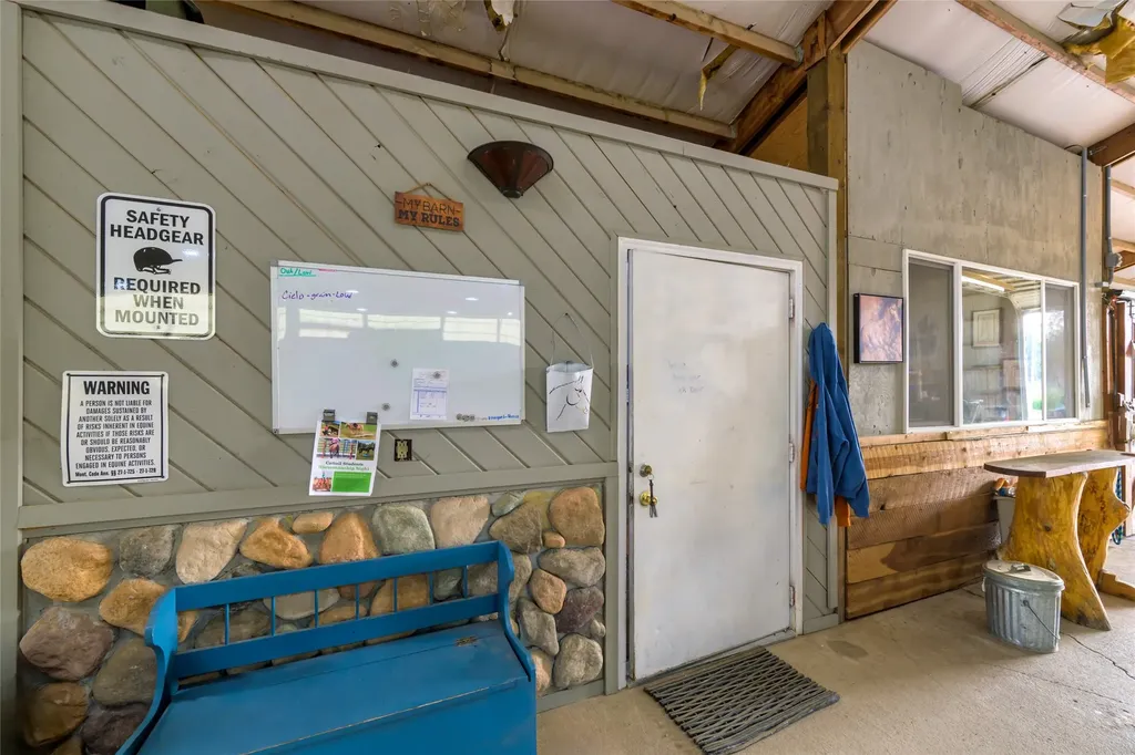 5228 Gardner Lane Florence MT 59833