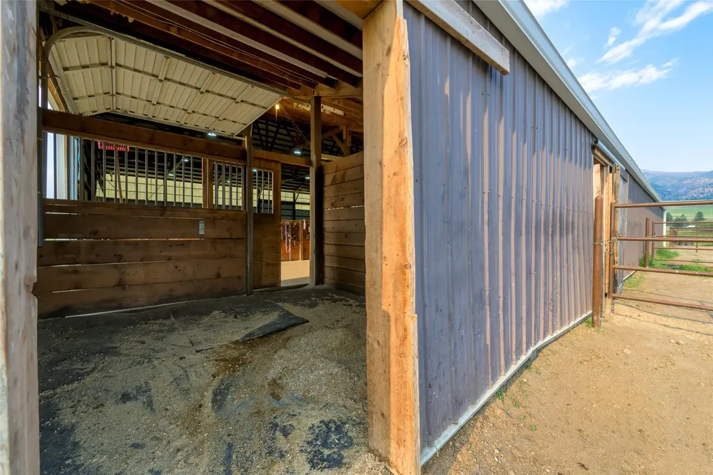 5228 Gardner Lane Florence MT 59833