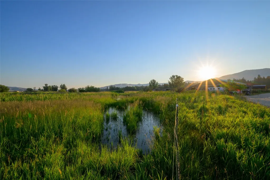 5228 Gardner Lane Florence MT 59833