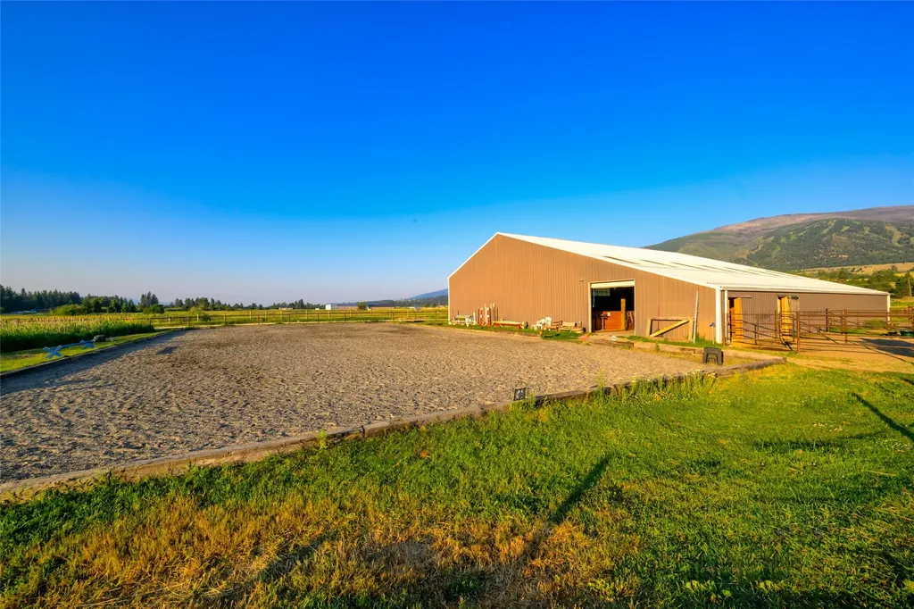5228 Gardner Lane Florence MT 59833